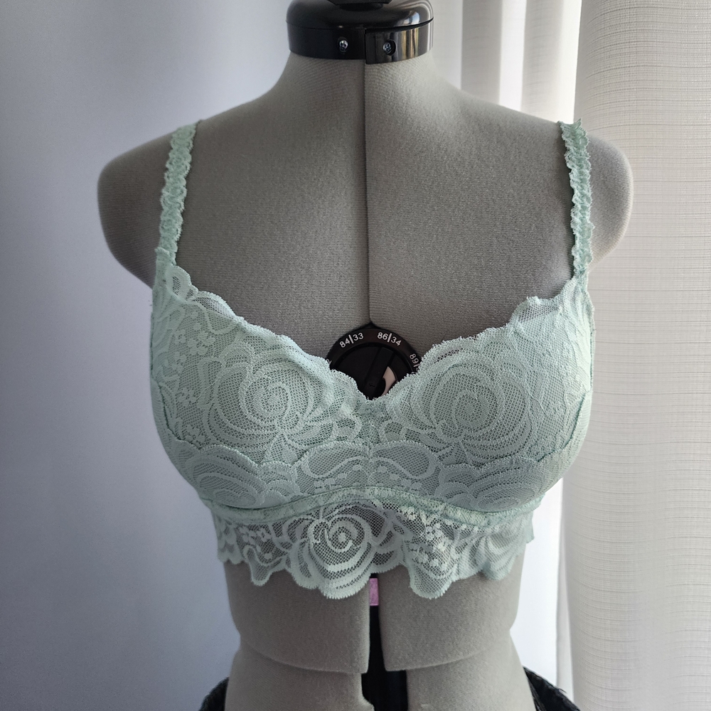 Victoria's Secret Green Floral Lace Bra